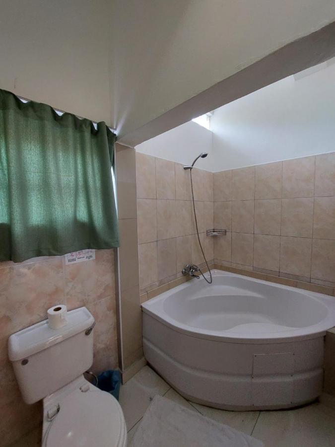Beau Vallon Villa Self Catering With Pool Dış mekan fotoğraf