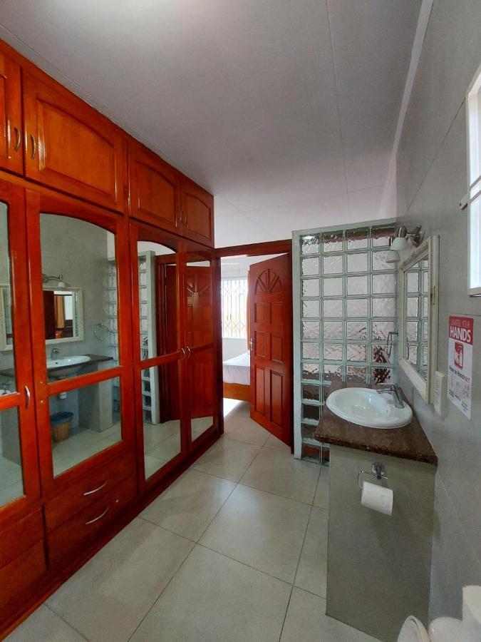 Beau Vallon Villa Self Catering With Pool Dış mekan fotoğraf